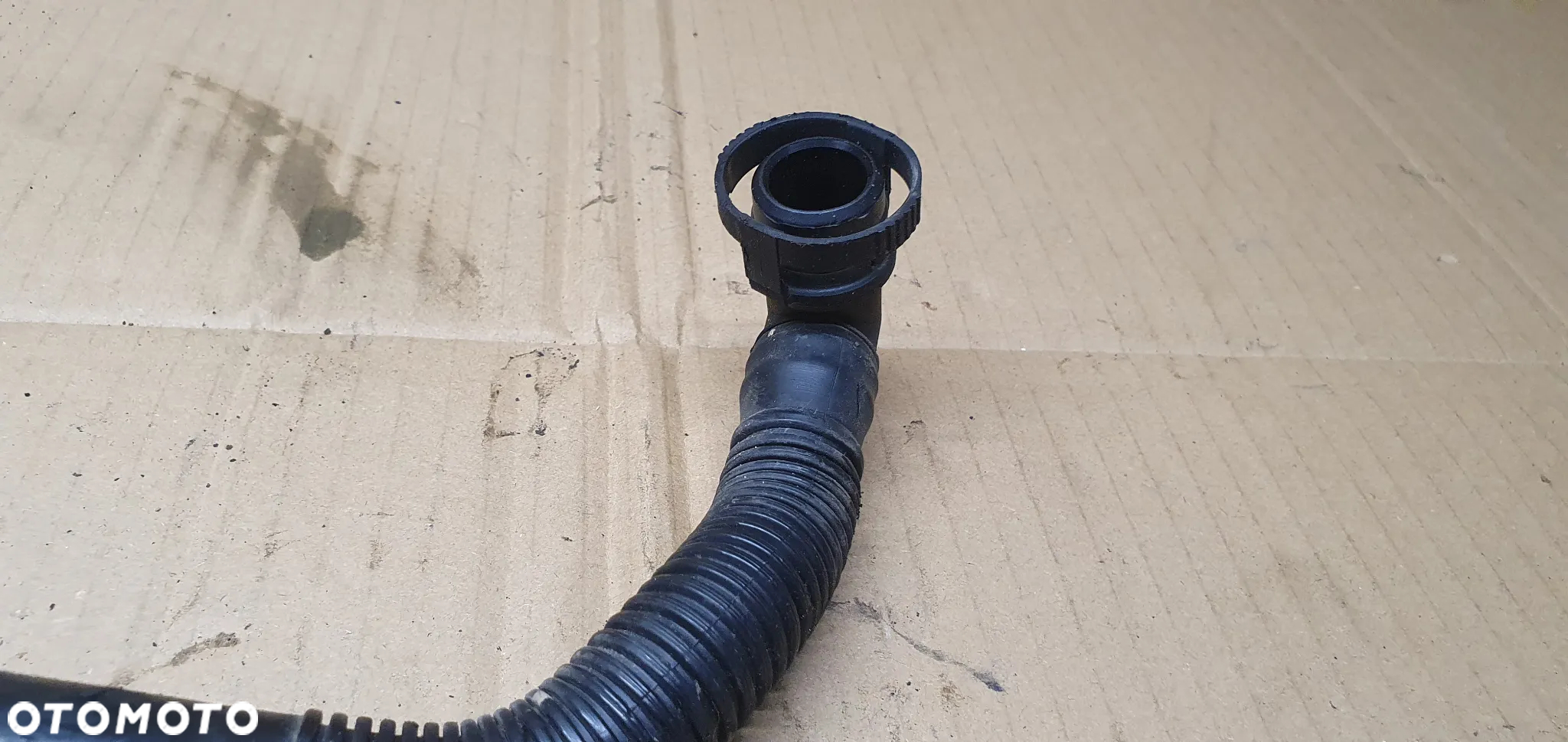 Rurka wąż przewód odmy Audi A4 B6 1.8T 06B133817S - 3