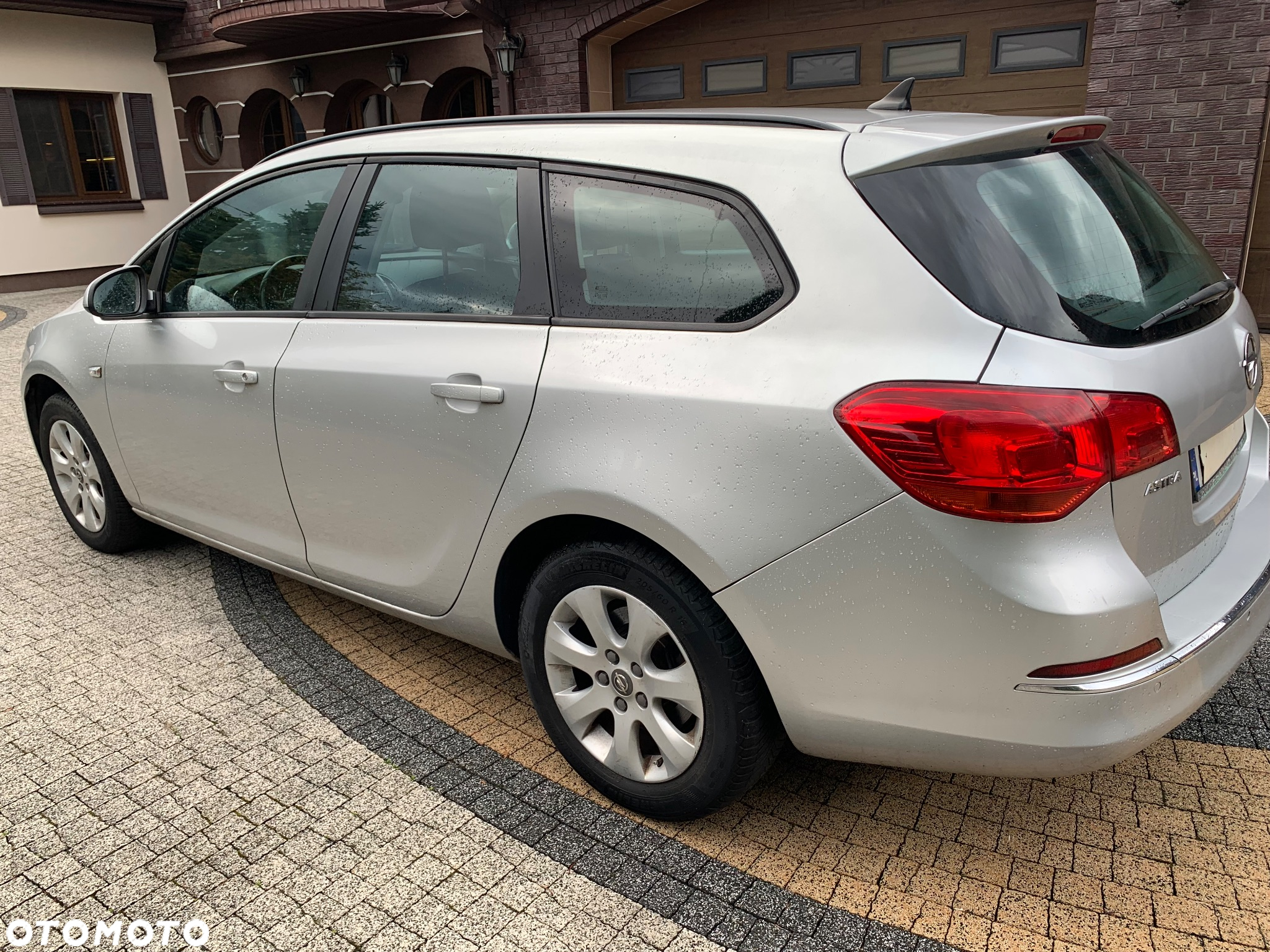 Opel Astra IV 1.6 CDTI Enjoy - 12
