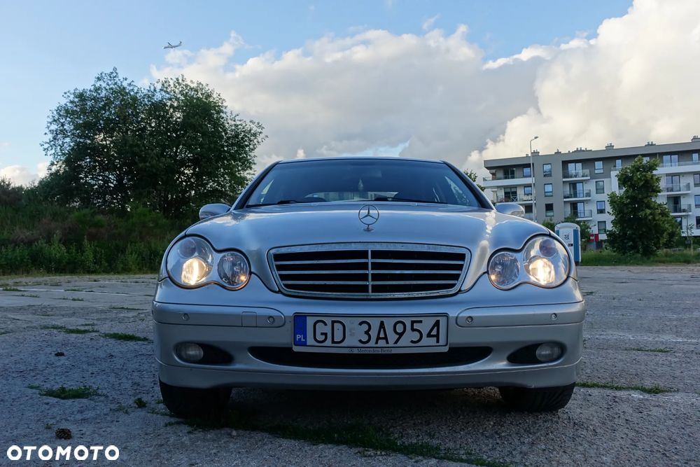 Mercedes-Benz Klasa C 200 CDI Classic - 3