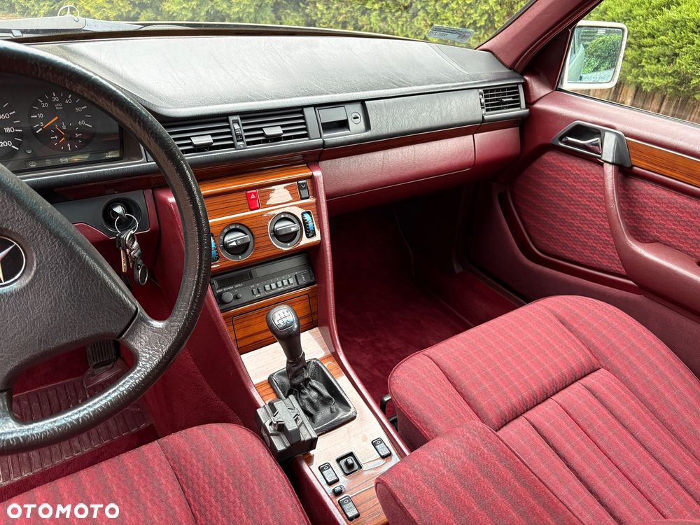 Mercedes-Benz W124 (1984-1993) - 6