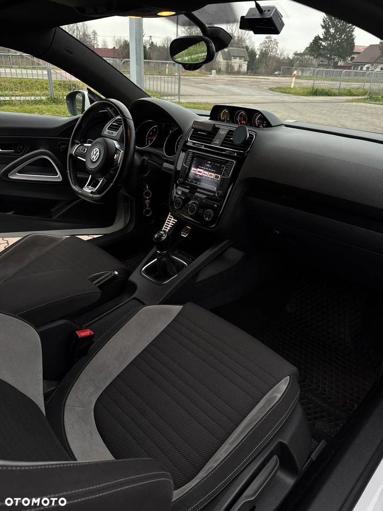 Volkswagen Scirocco 2.0 TSI BMT Perfectline R-Style - 8