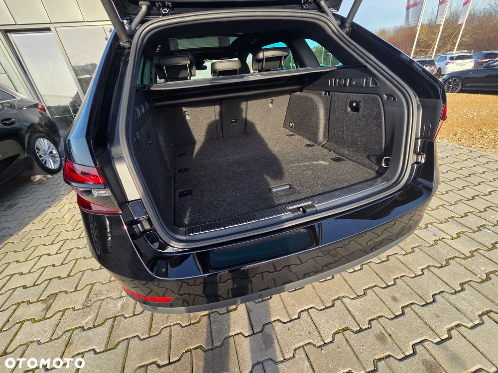 Skoda Superb 2.0 TDI SCR 4x4 Sportline DSG - 36