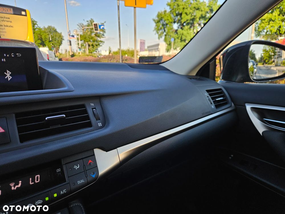 Lexus CT 200h Elegance EU6 - 27