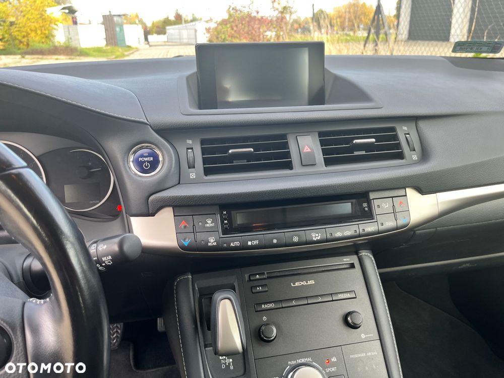 Lexus CT - 5