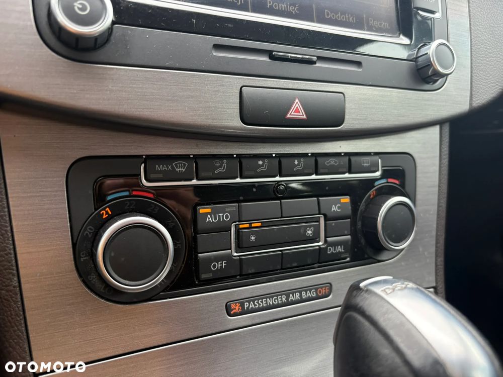 Volkswagen Passat 2.0 TDI DPF Comfortline DSG - 16