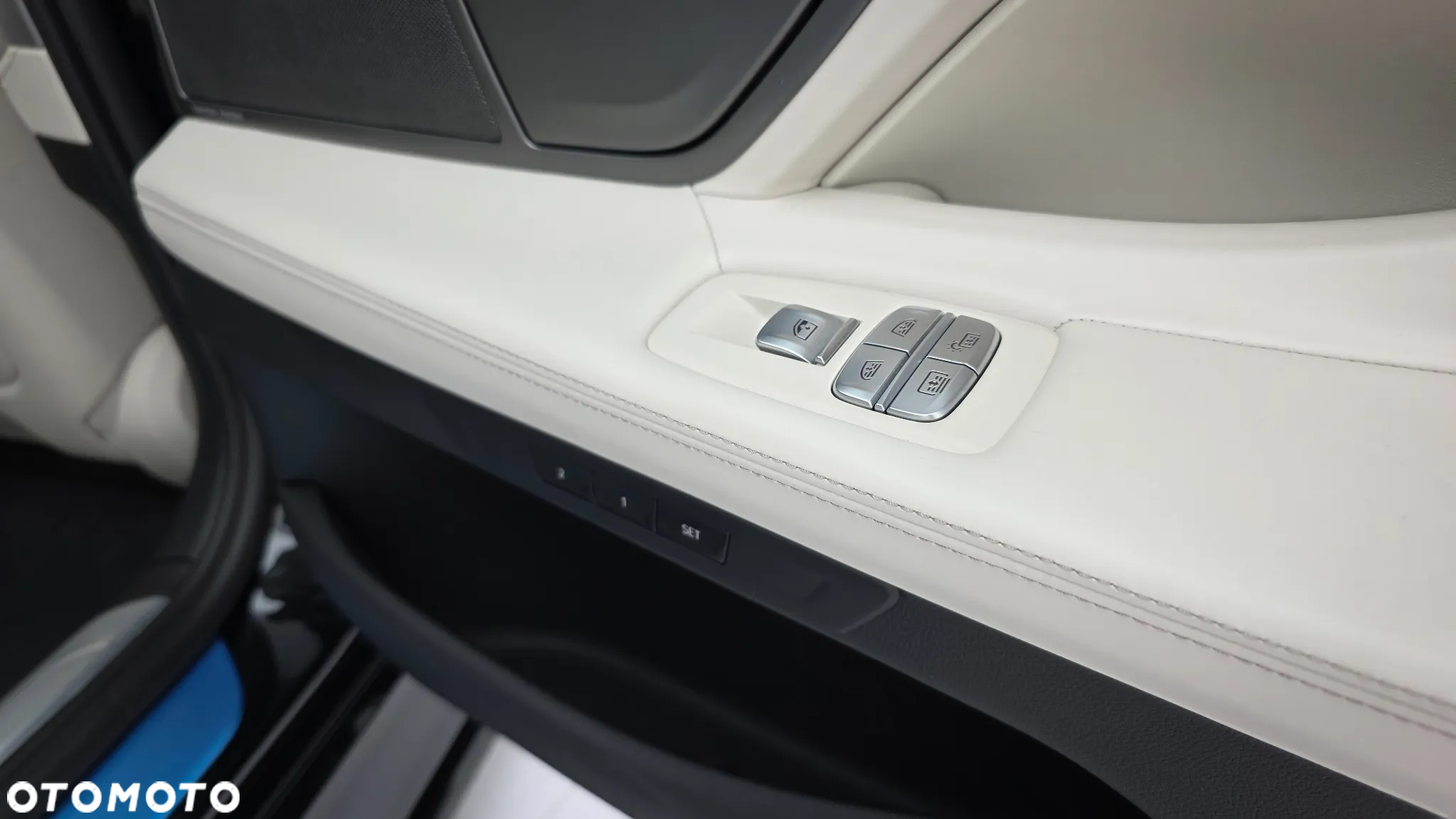 BMW Seria 7 - 29