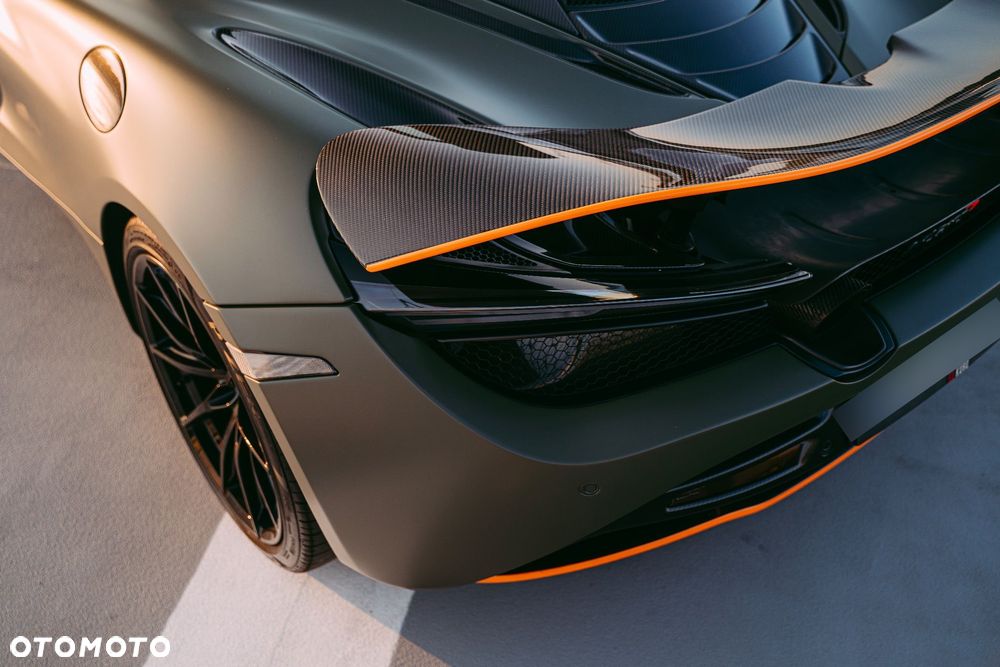 McLaren 720S Coupe - 19