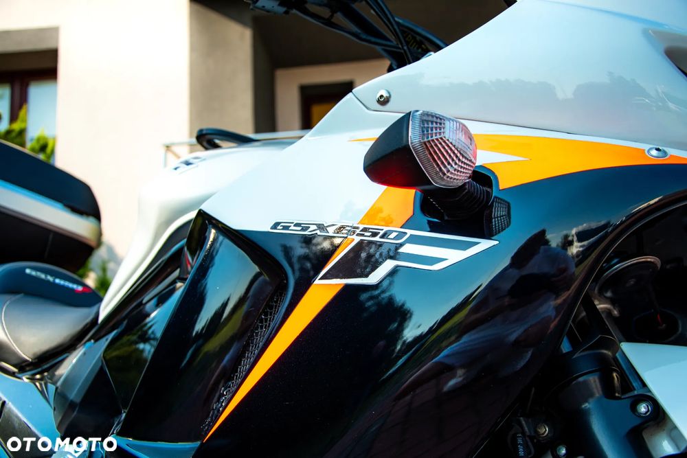 Suzuki GSX - 5