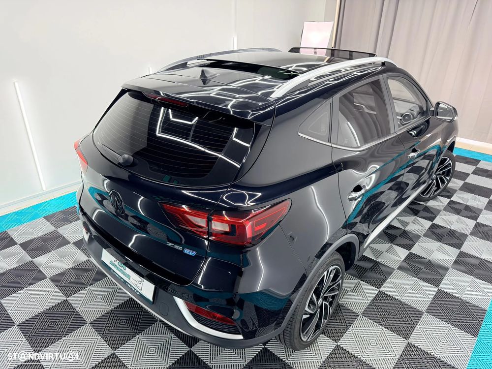 MG ZS EV 50.3 kWh Luxury - 9