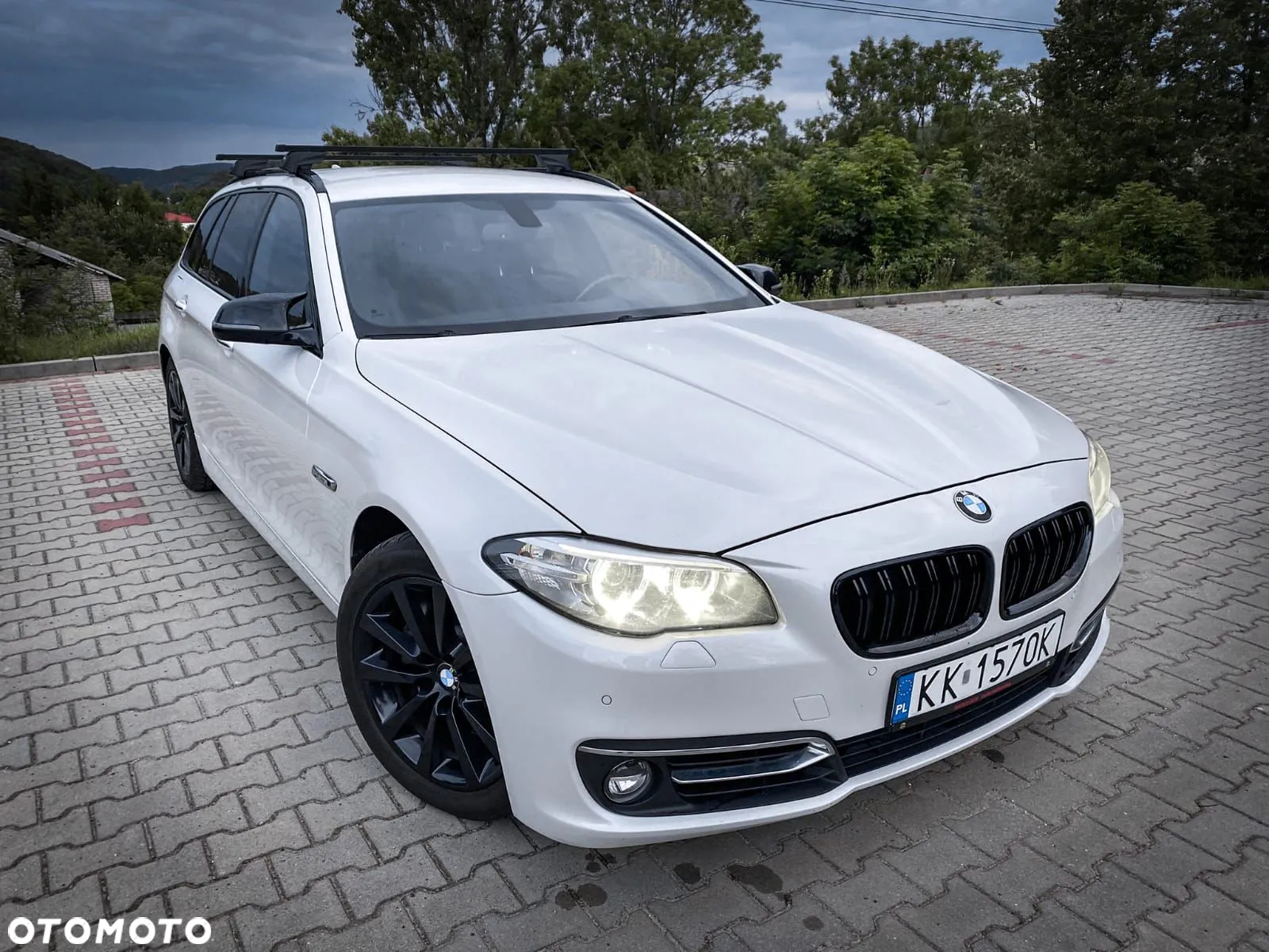 BMW Seria 5 525d xDrive Touring Luxury Line - 2