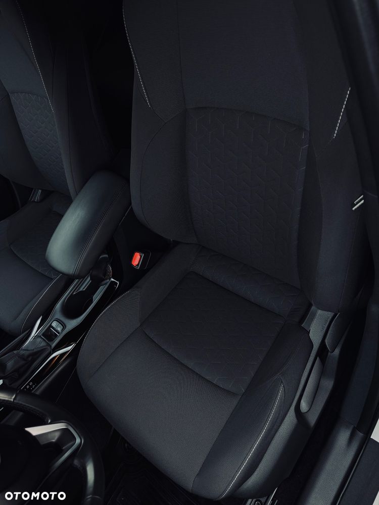 Toyota Corolla 2.0 Hybrid Executive - 20