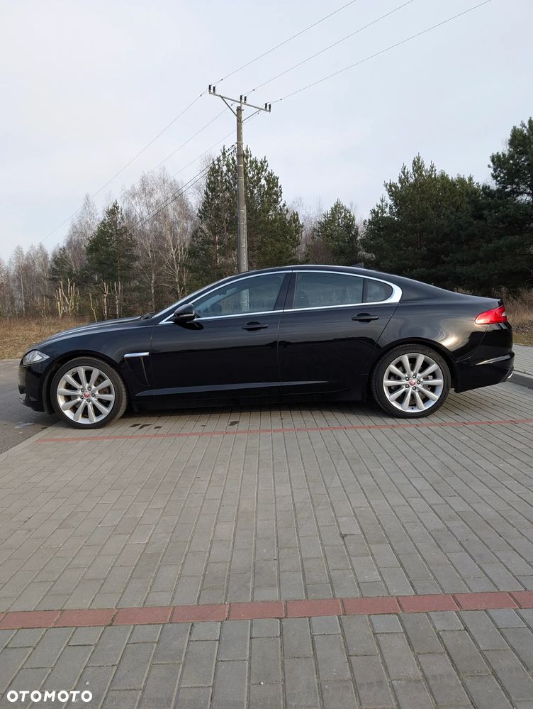 Jaguar XF 3.0 V6 D S Luxury - 11