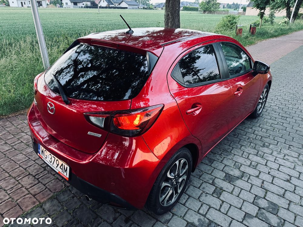 Mazda 2 - 10