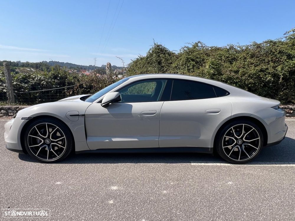 Porsche Taycan Standard - 14
