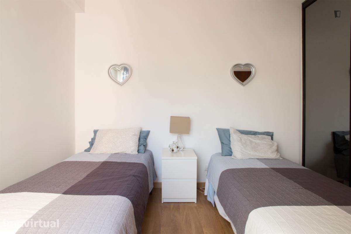 Apartamento com 2 quartos - localizado em Entrecampos Lisbon - Grande imagem: 3/16