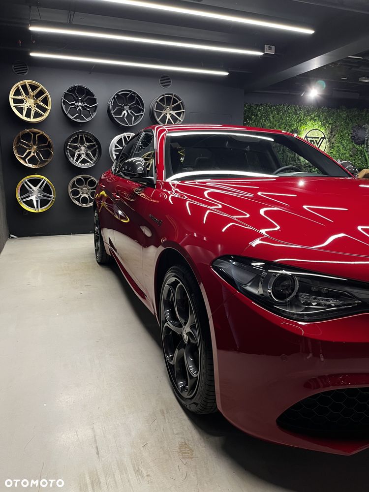 Alfa Romeo Giulia 2.0 Turbo Veloce TI Q4 - 1