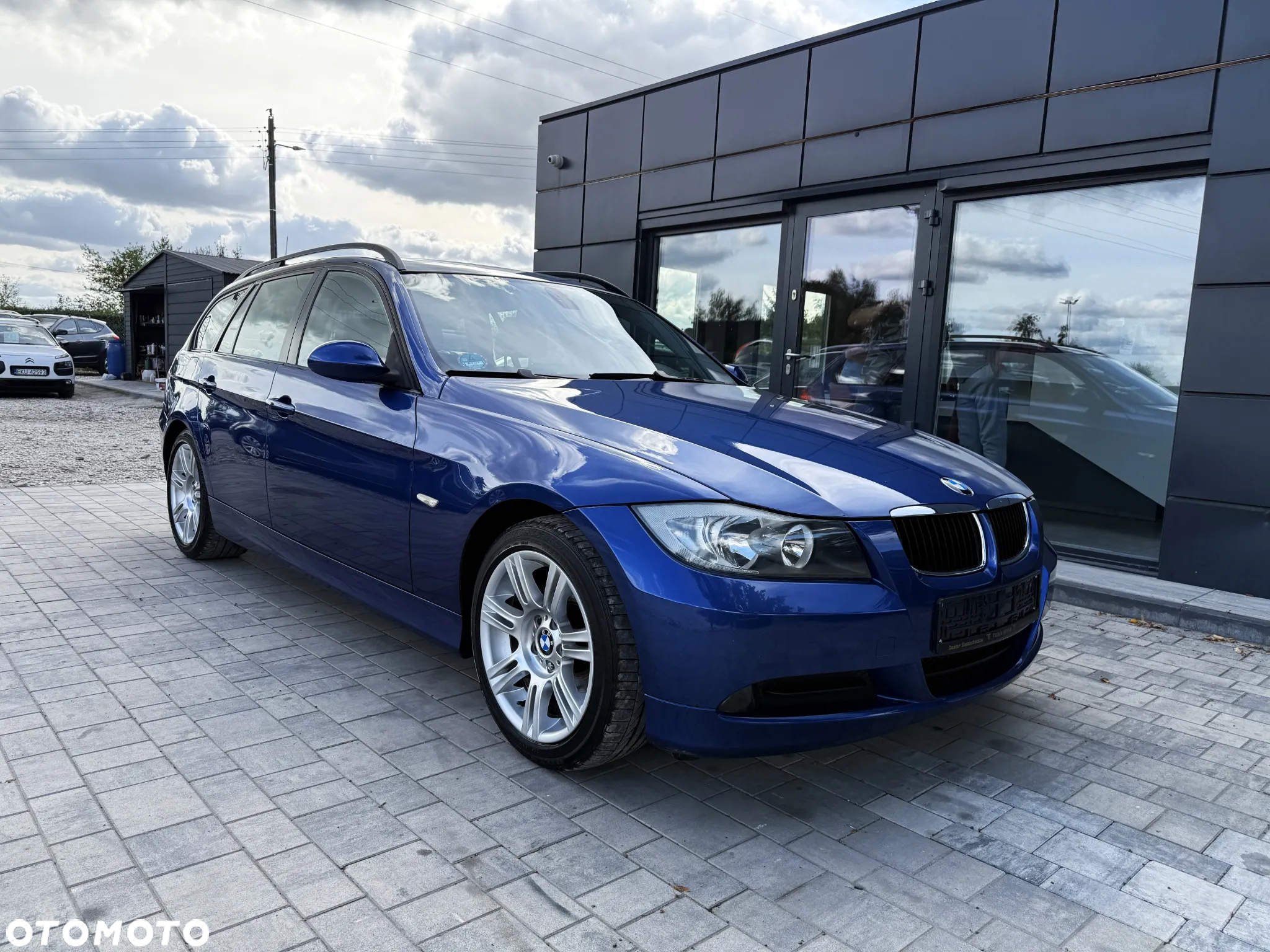BMW Seria 3 320i Touring Edition Sport - 11