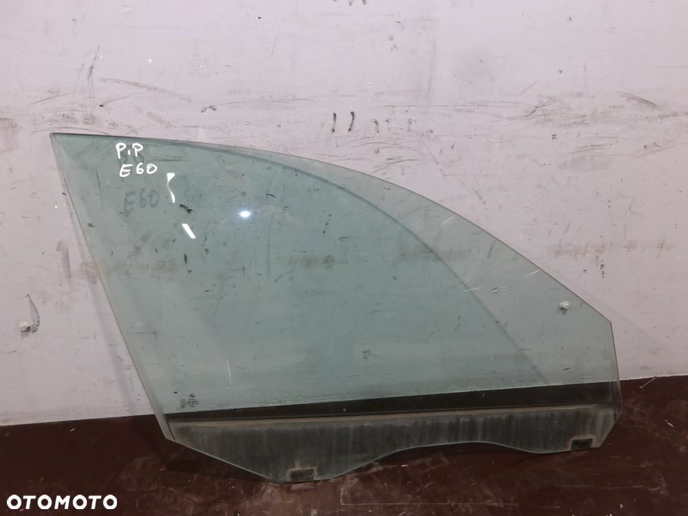 BMW E60 LIFT 07-10 SZYBA PRAWA PRZEDNIA - 1