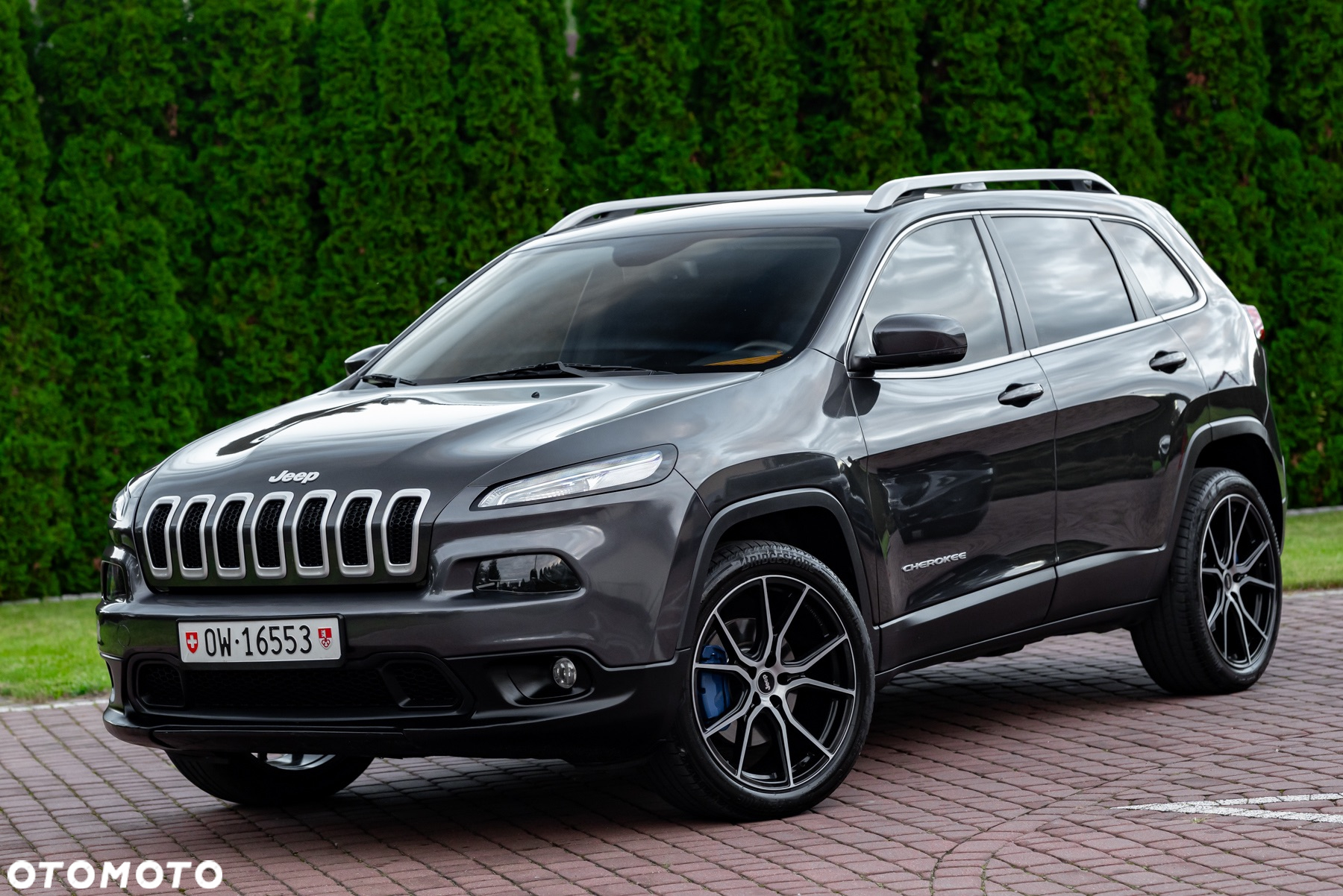 Jeep Cherokee - 2