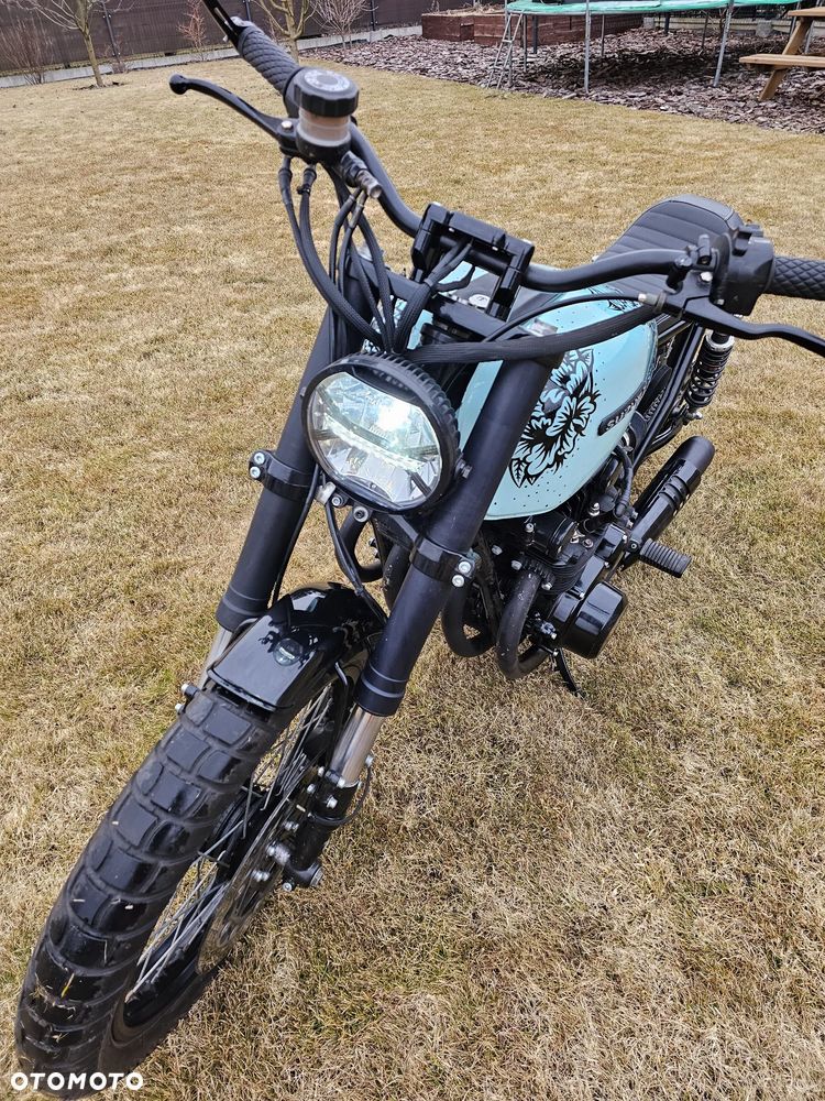 Suzuki GS - 3