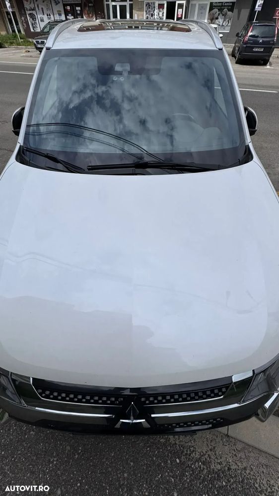 Mitsubishi Outlander PHEV 2.4 L 4X4 Instyle - 15