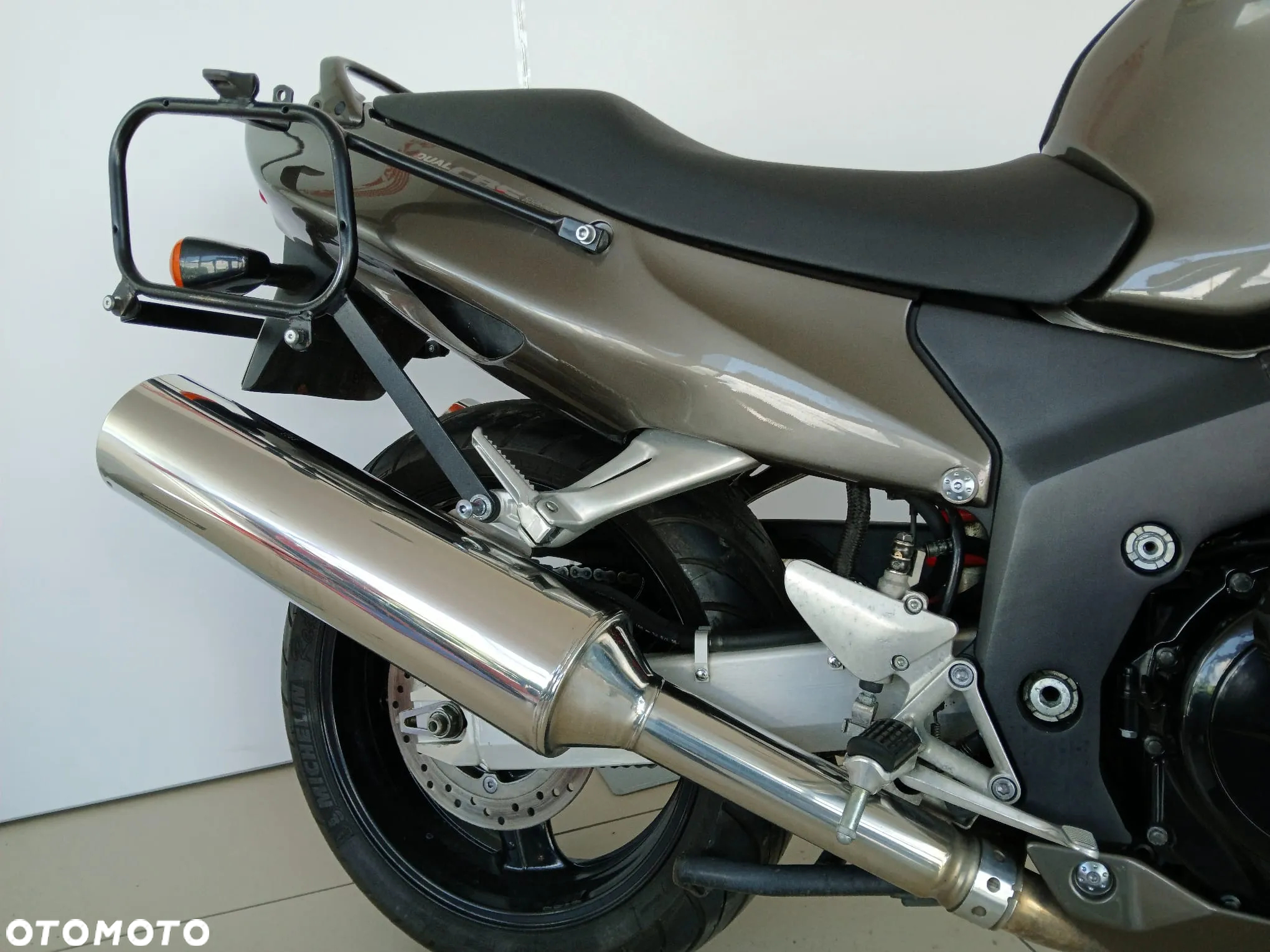 Honda CBR - 11