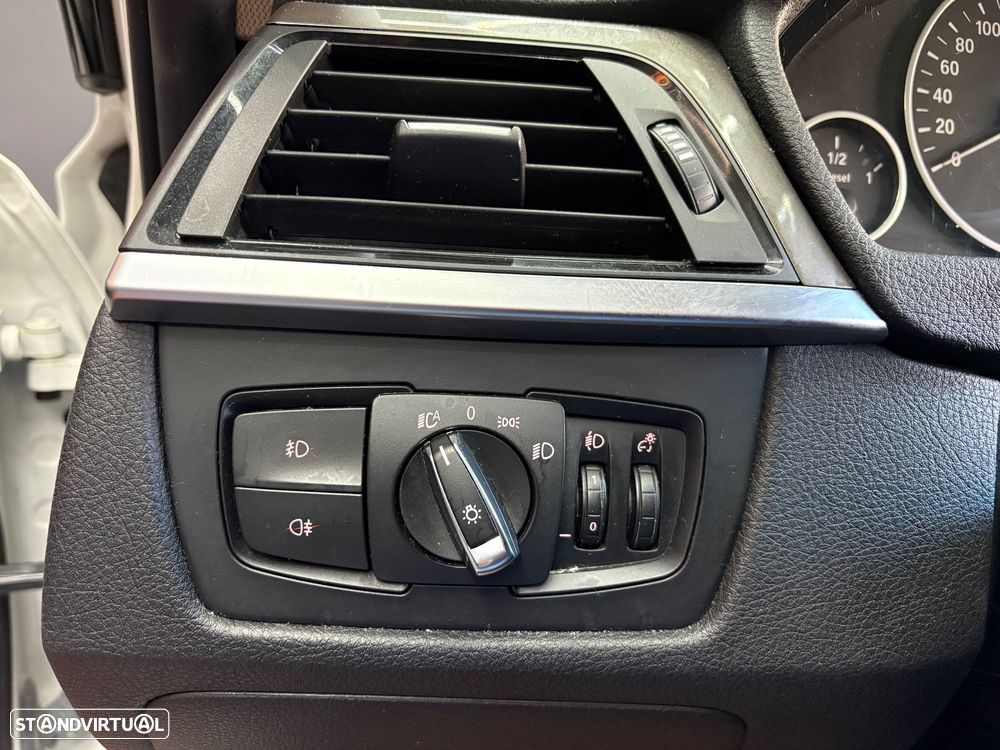 BMW 320 d Efficient Dynamic Edition Modern Line - 45