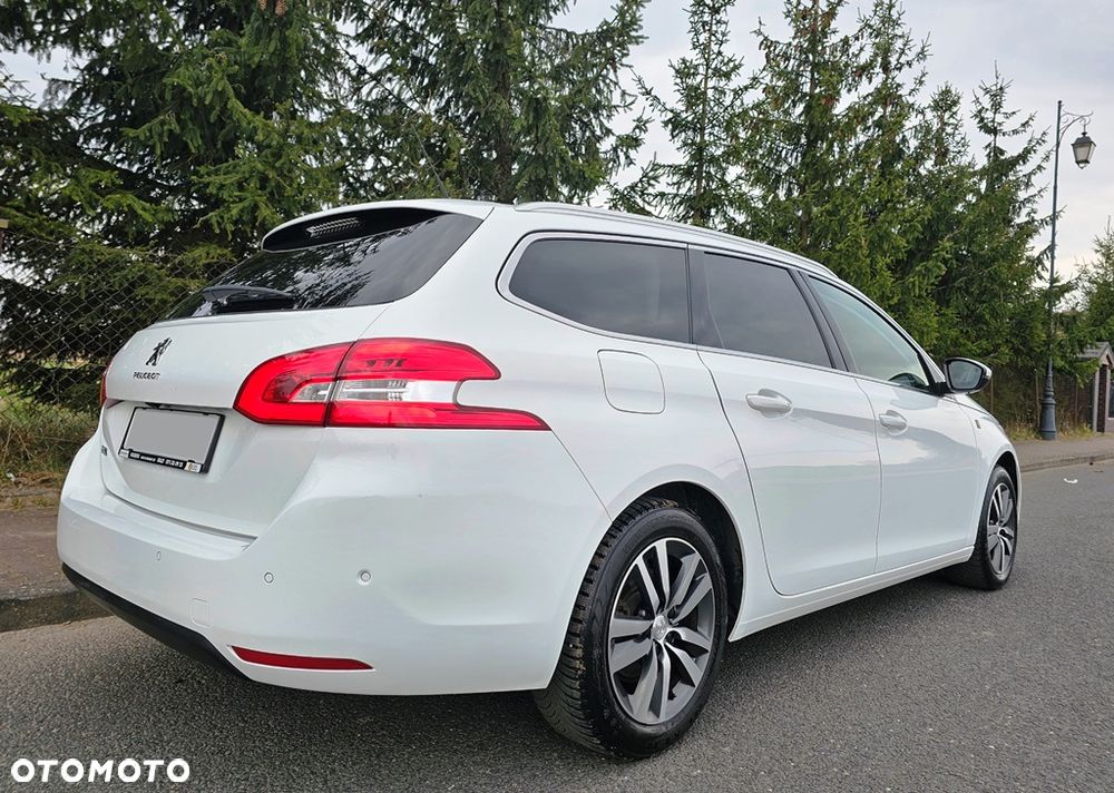Peugeot 308 - 32
