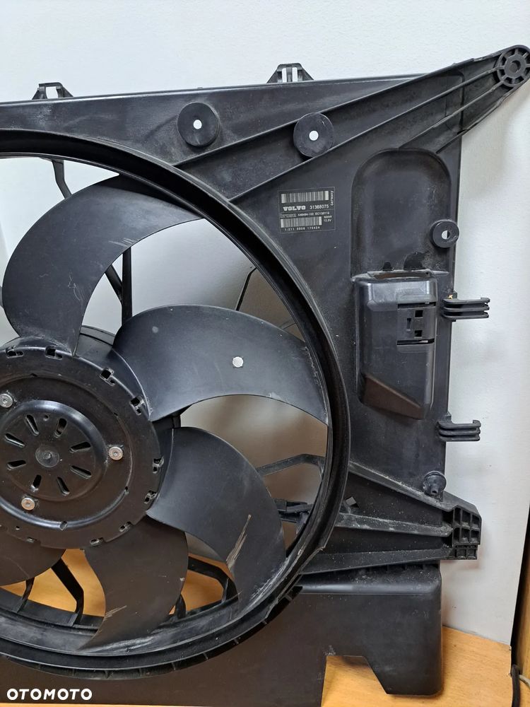 WENTYLATOR CHLODNICY VOLVO XC90 I LIFT 2.4 D5 2007-2014 30612864 - 3