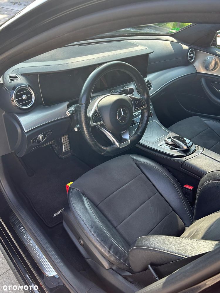 Mercedes-Benz Klasa E 220 d 4-Matic 9G-TRONIC - 14