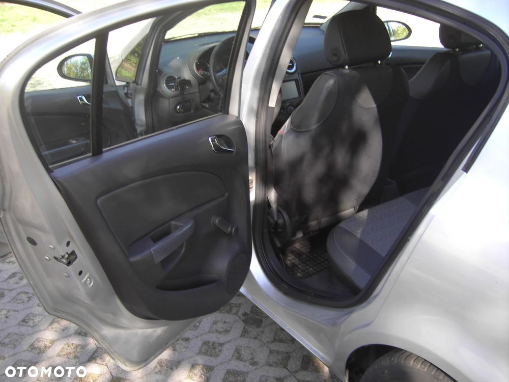 Opel Corsa 1.4 16V EcoFLEX Start-Stop 150 Jahre - 10