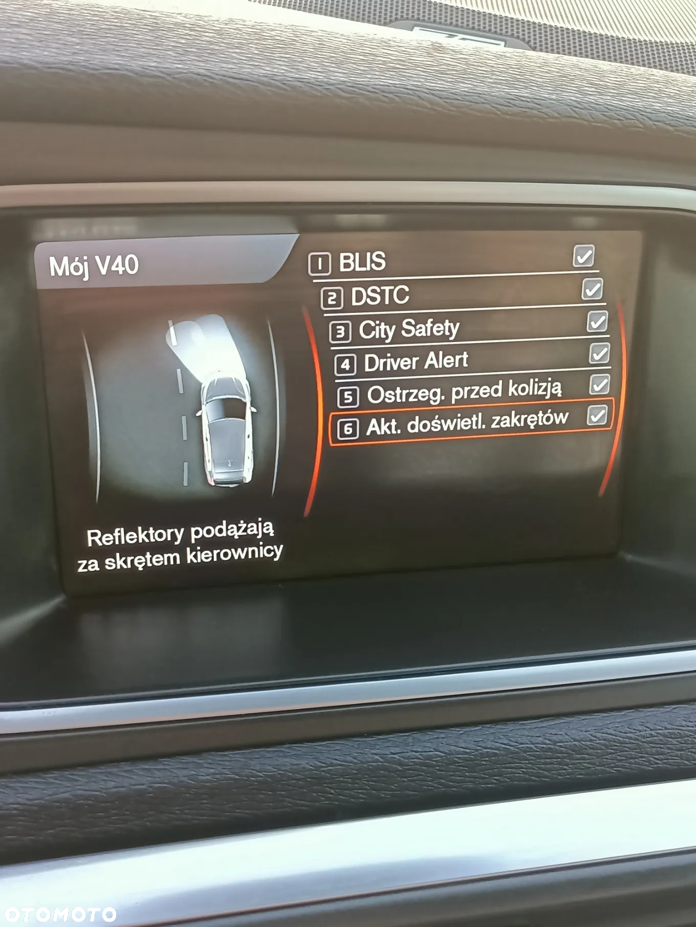 Volvo V40 D4 Geartronic Summum - 23