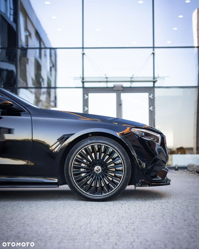 Mercedes-Benz Klasa E 220 d 4-Matic - 4