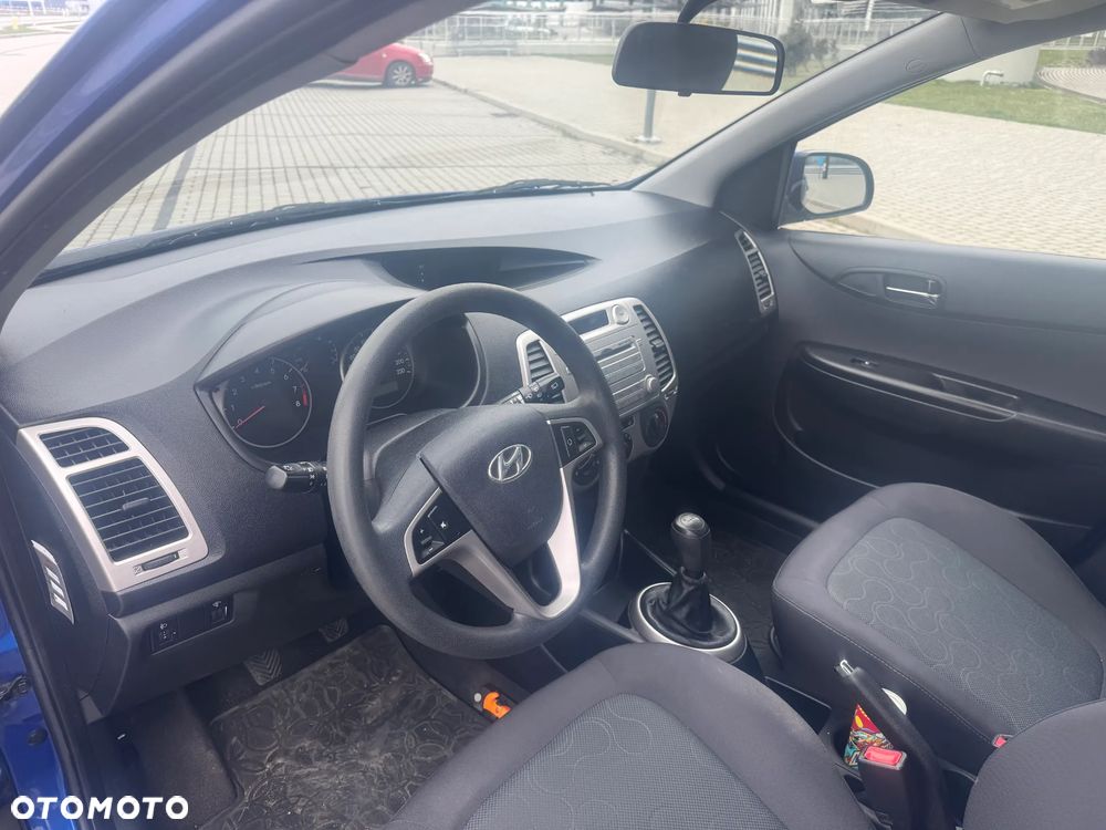 Hyundai i20 1.4 Comfort - 10