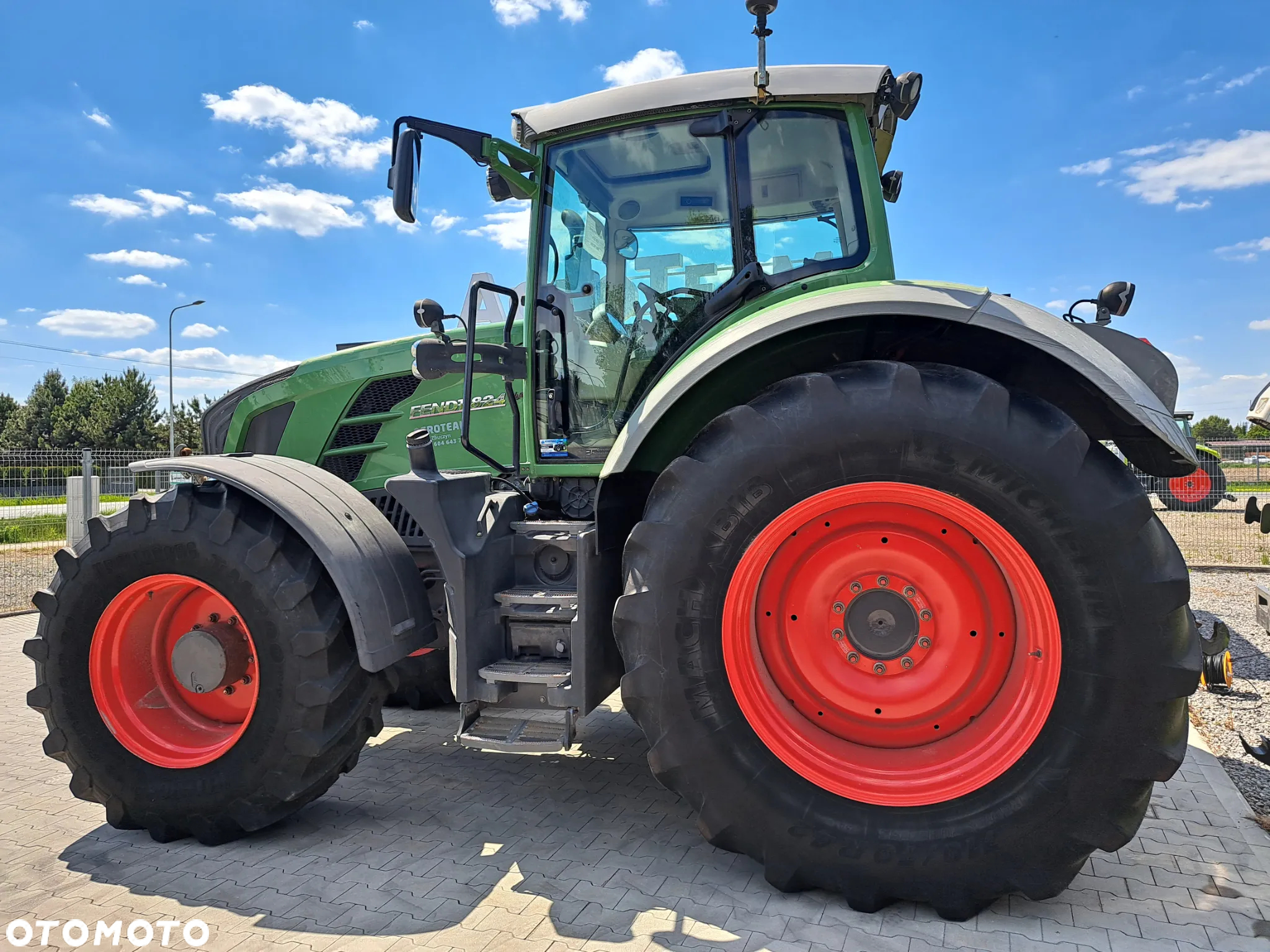 Fendt 824 VARIO Profi Plus - 31