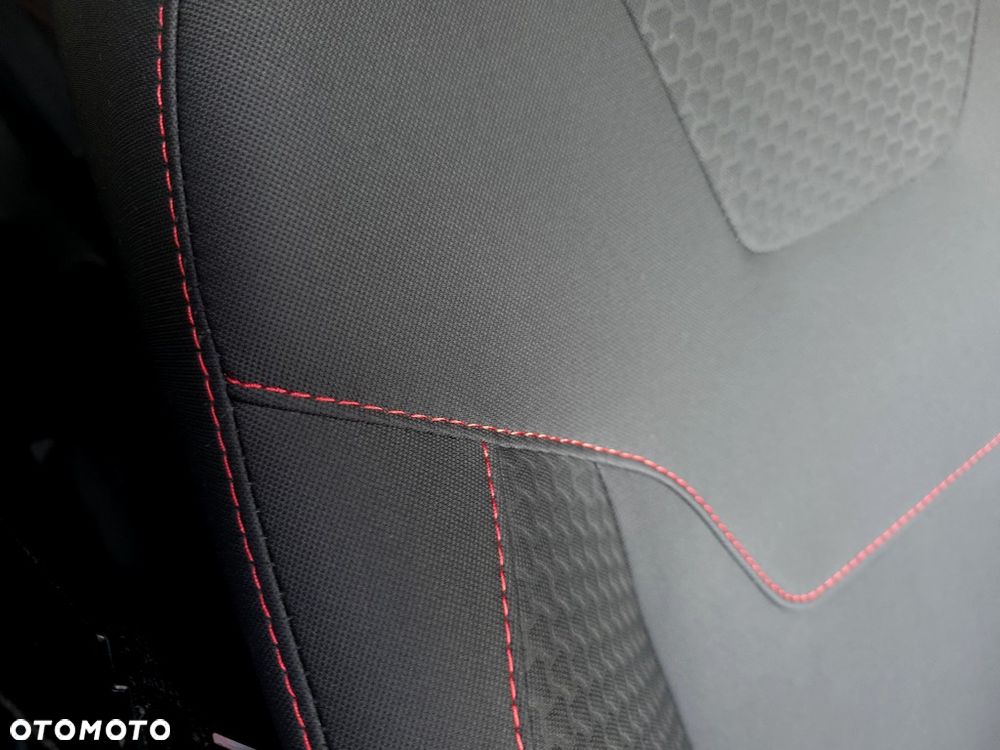 Ford Focus 2.0 TDCi Titanium ASS - 24