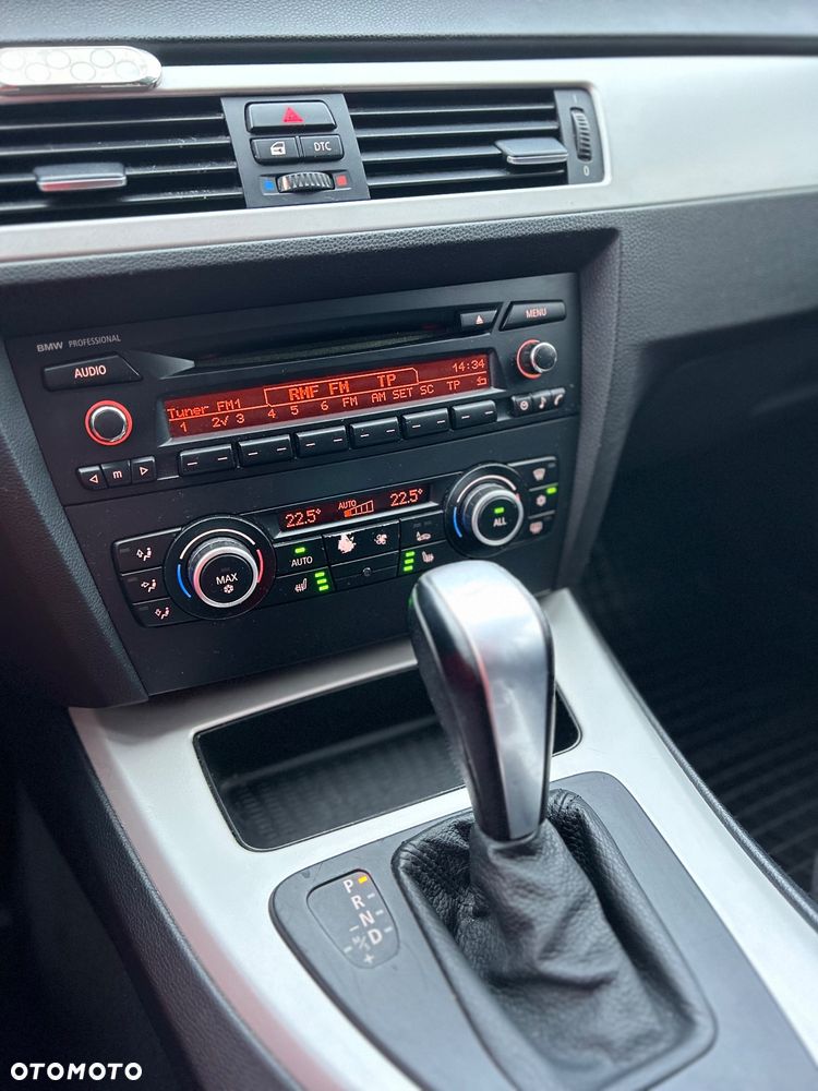 BMW Seria 3 320d DPF - 21