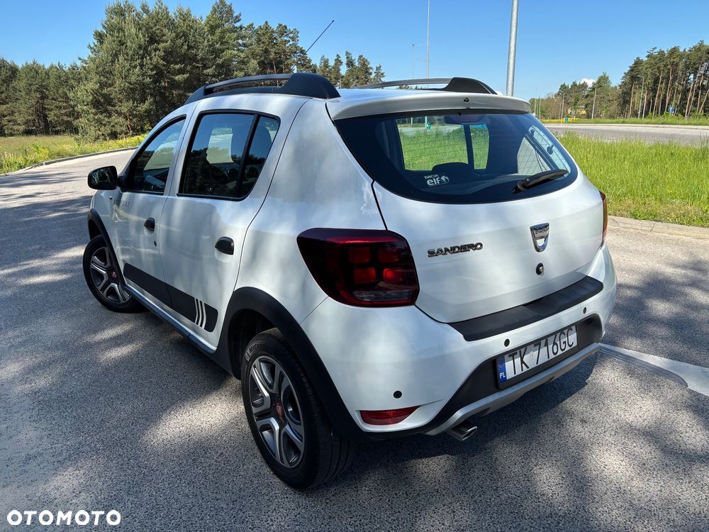 Dacia Sandero Stepway dCi 90 (S&S) Essential - 2