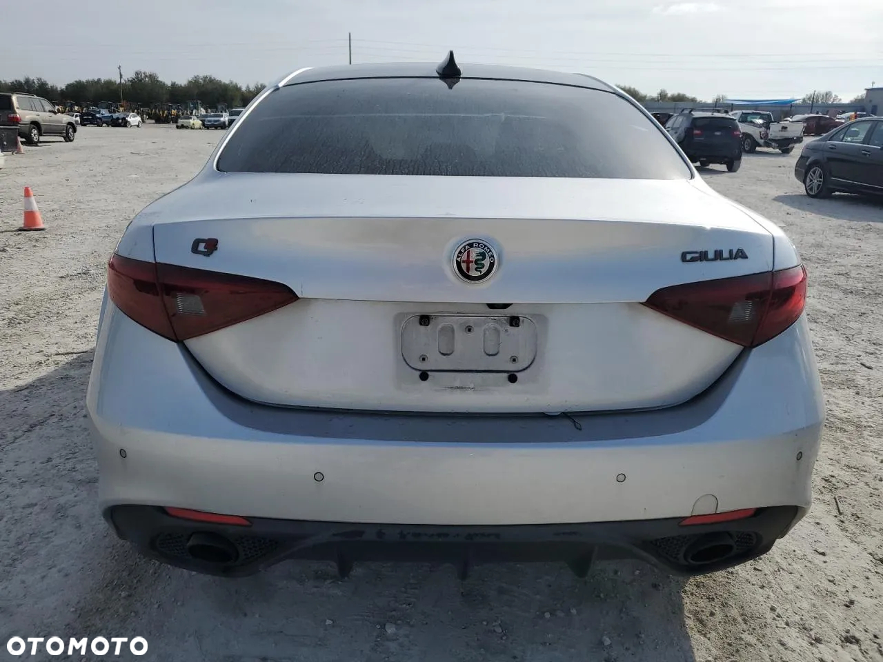 Alfa Romeo Giulia 2.0 Turbo 16V AT8 Veloce - 6