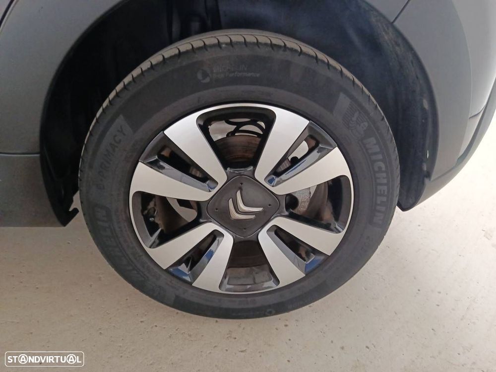 Citroën C3 1.2 PureTech C-Series - 11