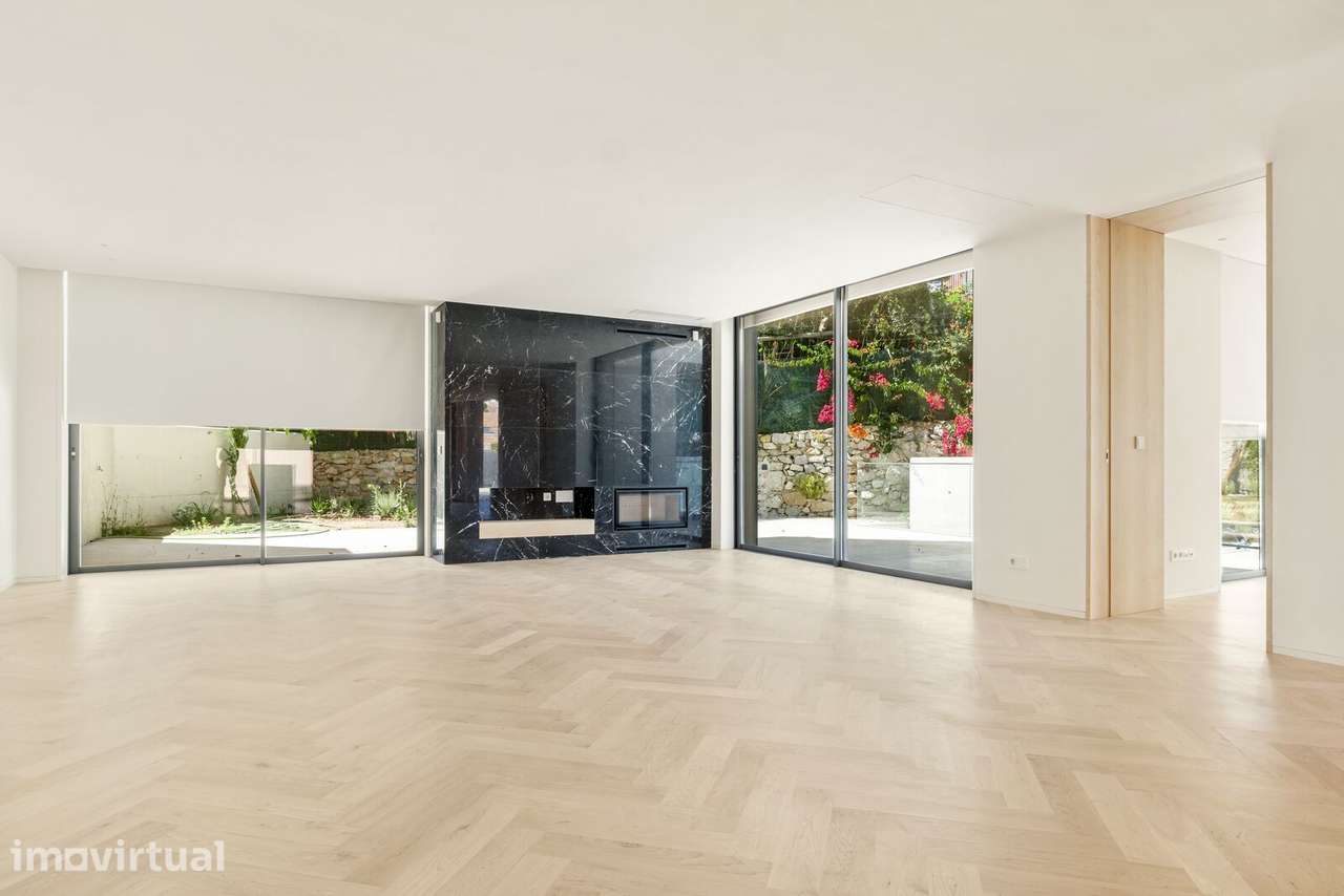 Moradia em Banda T5 com piscina, Centro Cascais, Cascais - Grande imagem: 4/50
