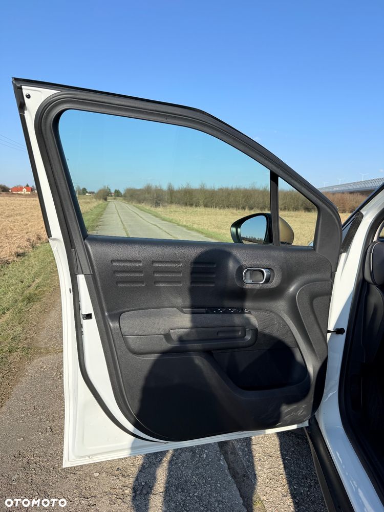 Citroën C3 Aircross BlueHDI 110 Stop & Start C-SERIES - 17