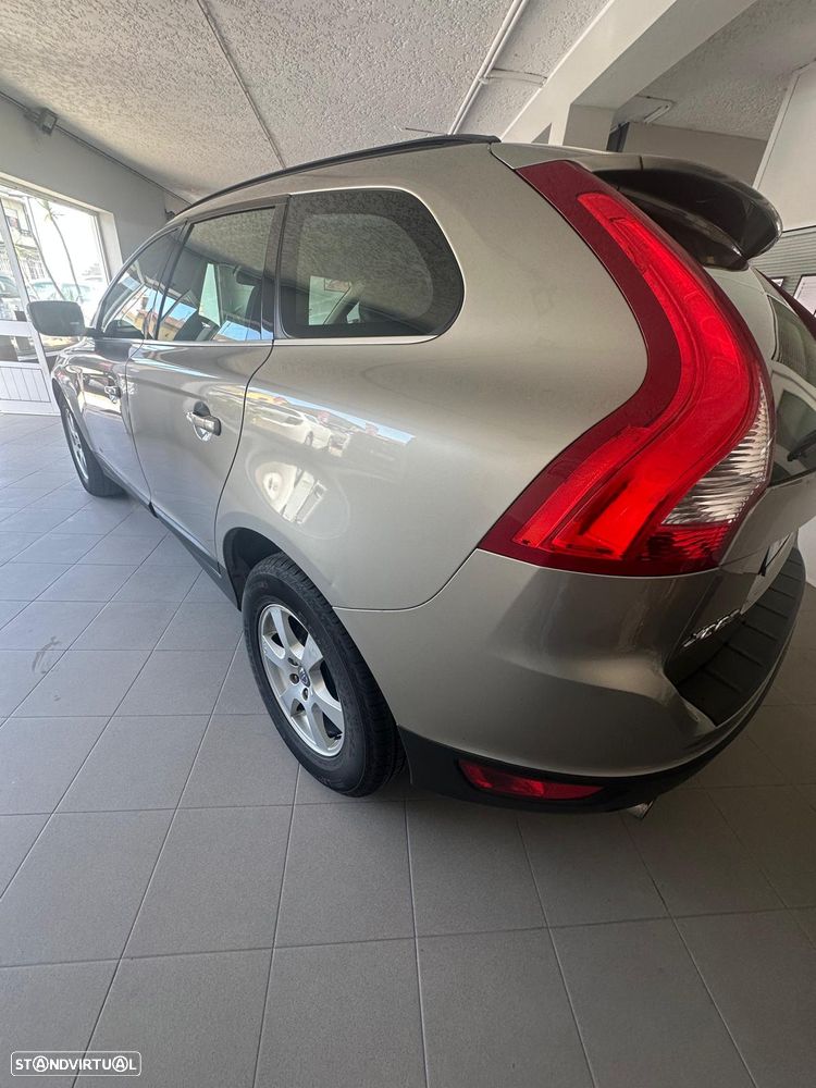 Volvo XC 60 2.0 D3 Drive - 16
