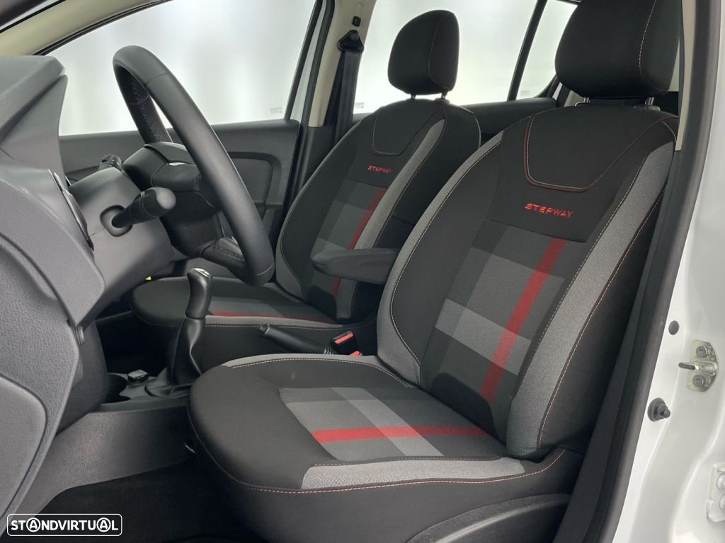 Dacia Sandero 0.9 TCe Stepway - 19