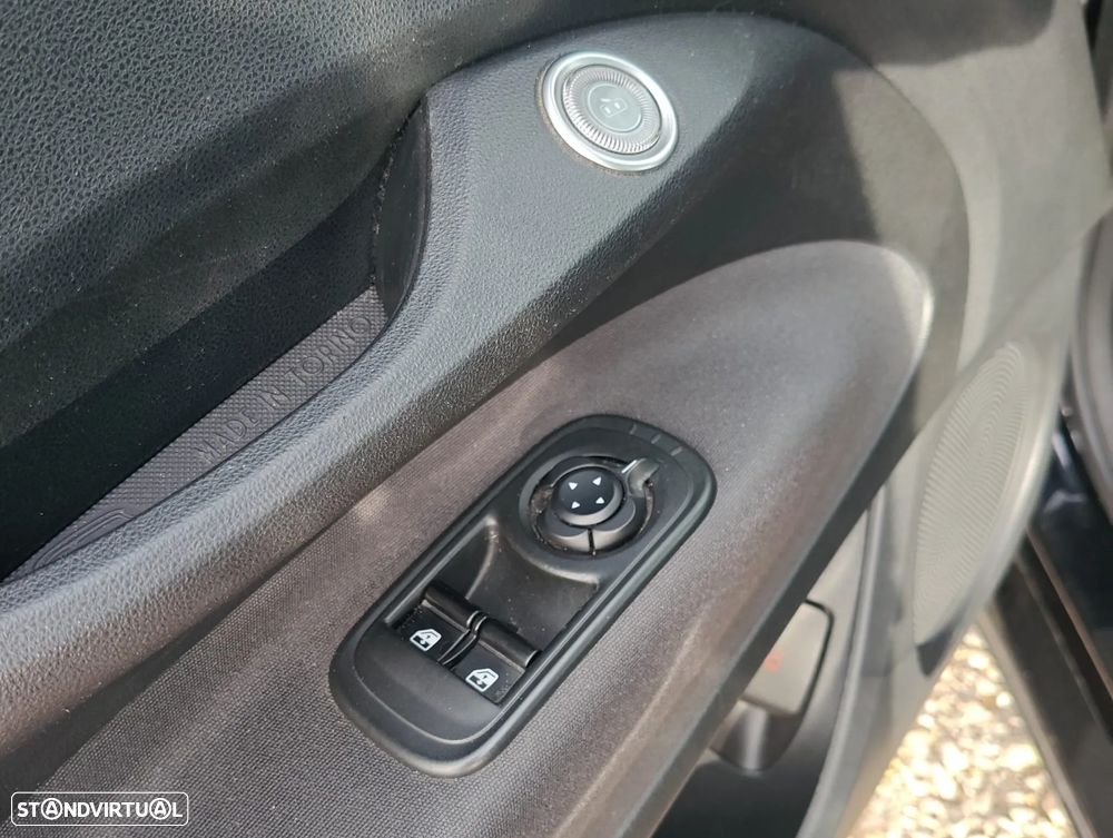 Fiat 500e 42kWh ICON - 24
