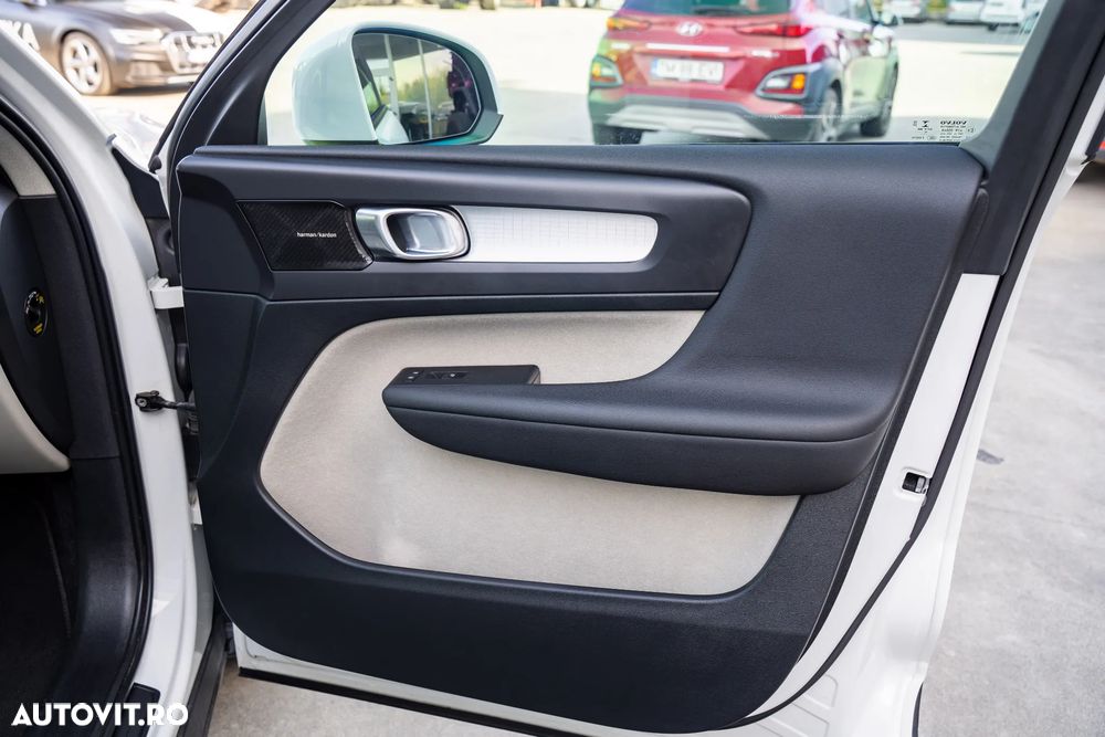 Volvo XC 40 D3 AWD Momentum - 30
