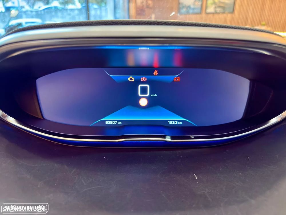 Peugeot 5008 1.5 BlueHDi Active - 24