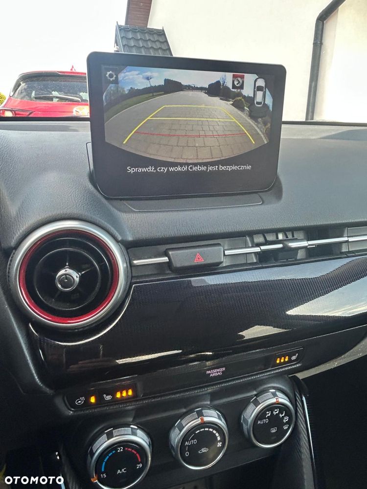 Mazda 2 SKYACTIV-G 90 Homura - 24