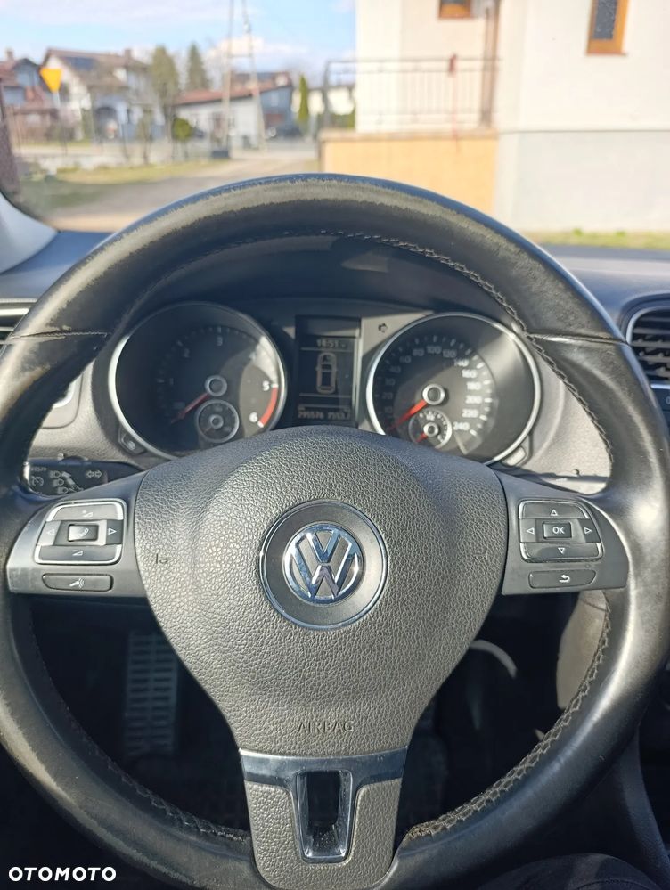 Volkswagen Golf 1.6 TDI Comfortline - 6
