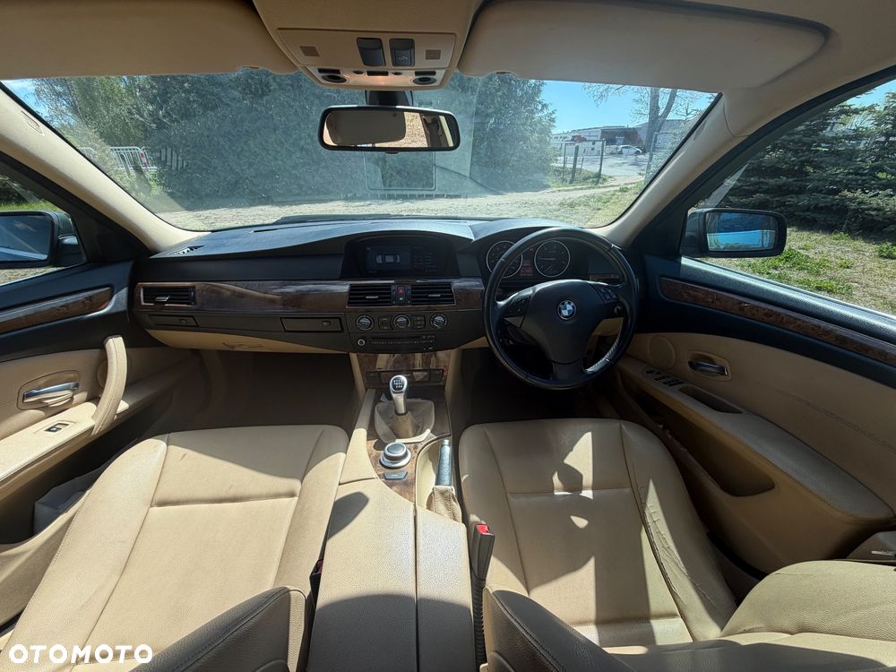 BMW Seria 5 520d Edition Exclusive - 10